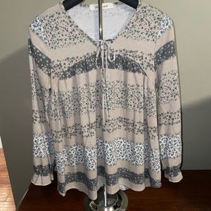 Lime & Chili Taupe Flower Top with Front Tie. Size Small. Worn Once.